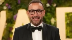 أحمد السقا يشرح سبب حديثه بالإنجليزية بعد فيديو محمد صلاح وتأثيره النفسي